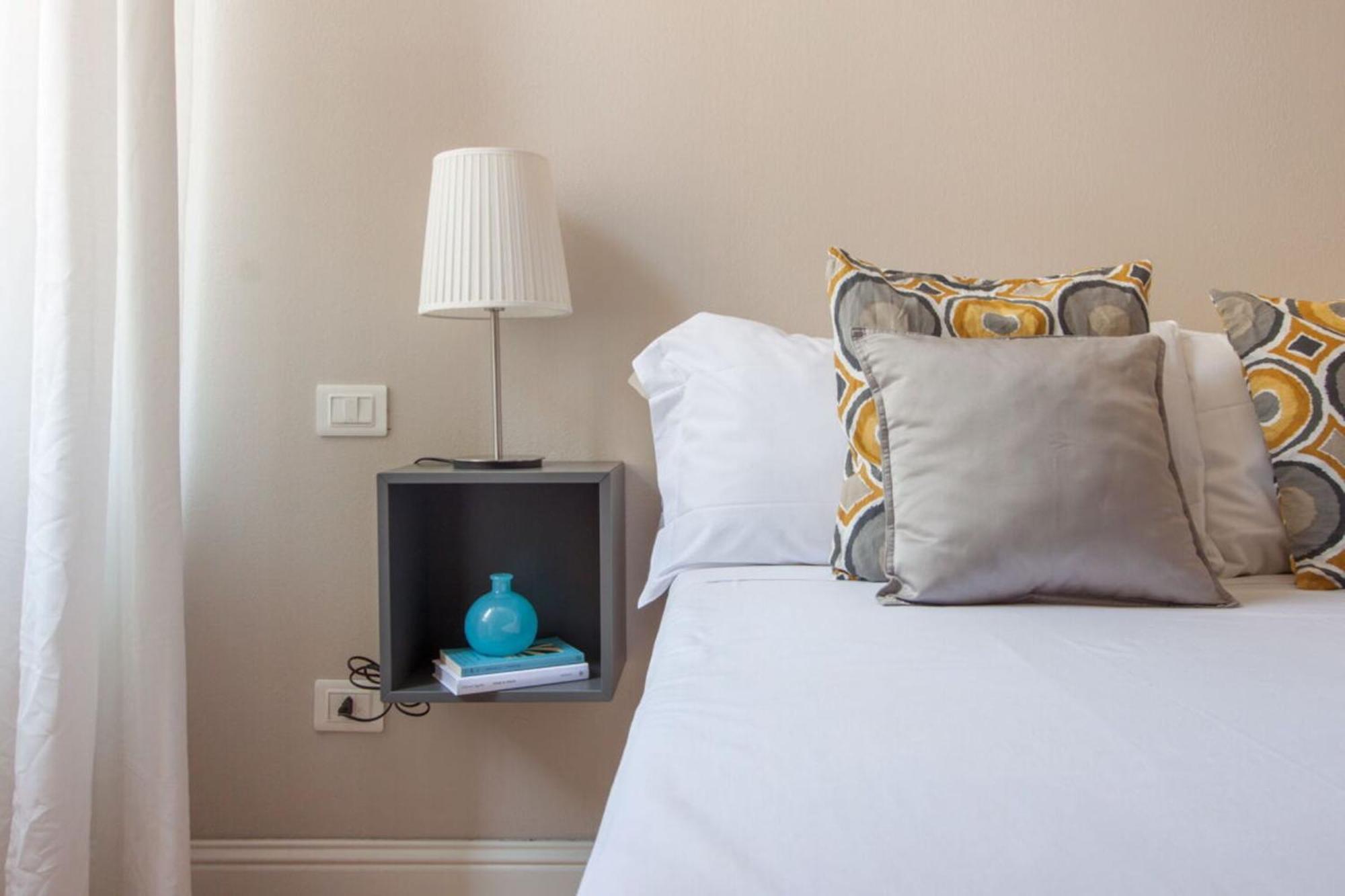 Italian Experience-Lungarno Suite Apartment Firenze Bagian luar foto