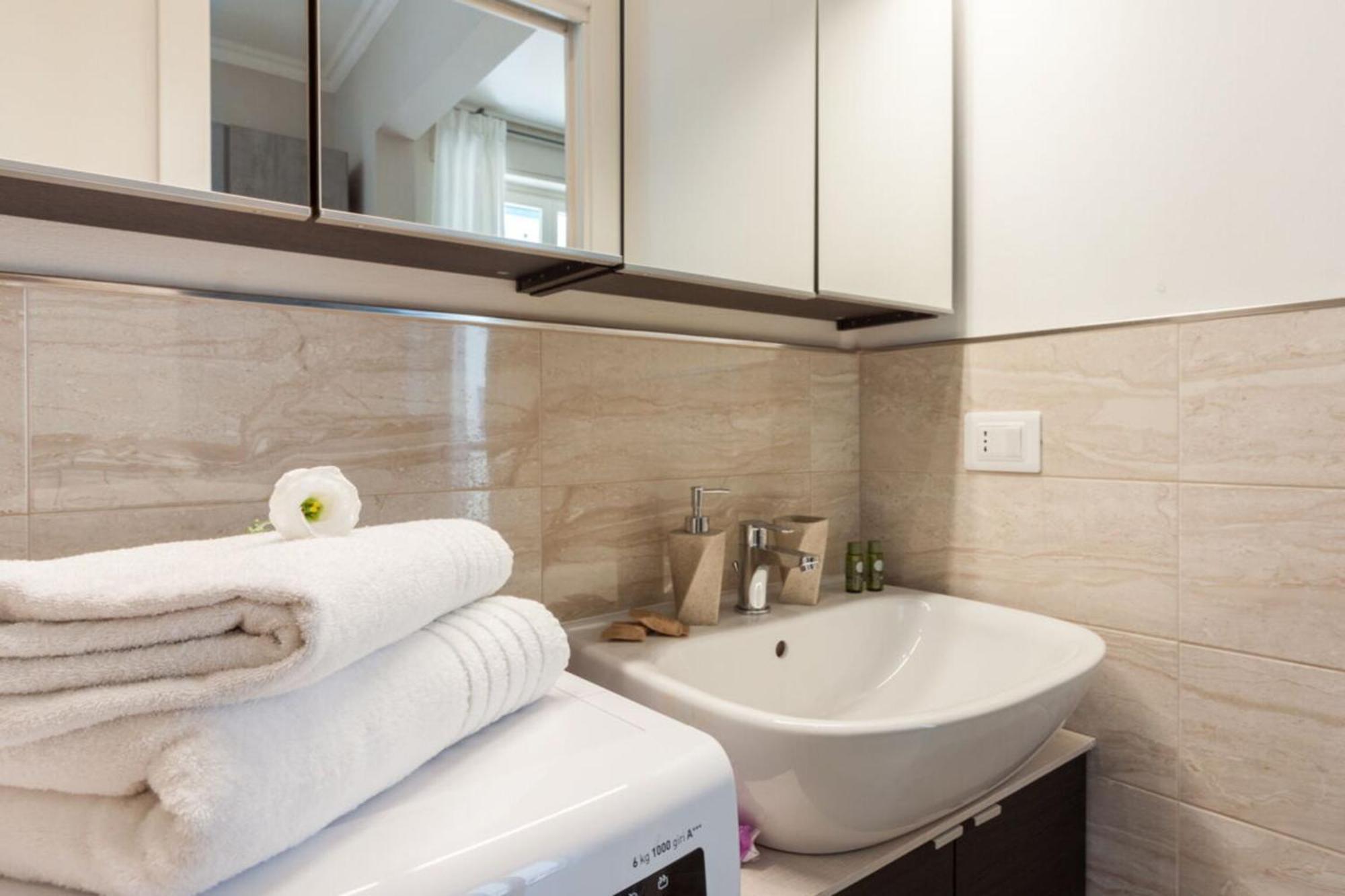 Italian Experience-Lungarno Suite Apartment Firenze Bagian luar foto